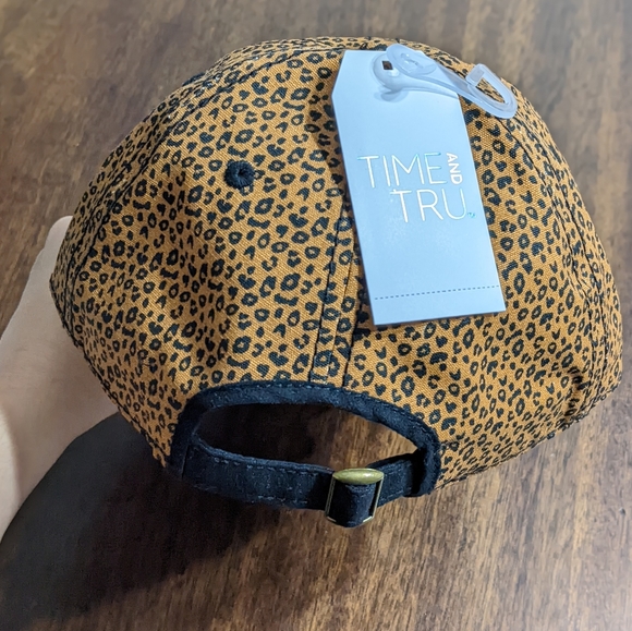 NEW Leopard Print Adjustable Baseball Cap - Picture 5 of 5